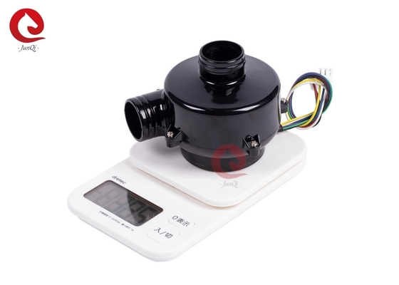 24V 23000rpm ประสิทธิภาพสูง 80m3/h การไหลของอากาศกลับลมพัดลมหลอมศูนย์กลางสําหรับโรงงานผลิต