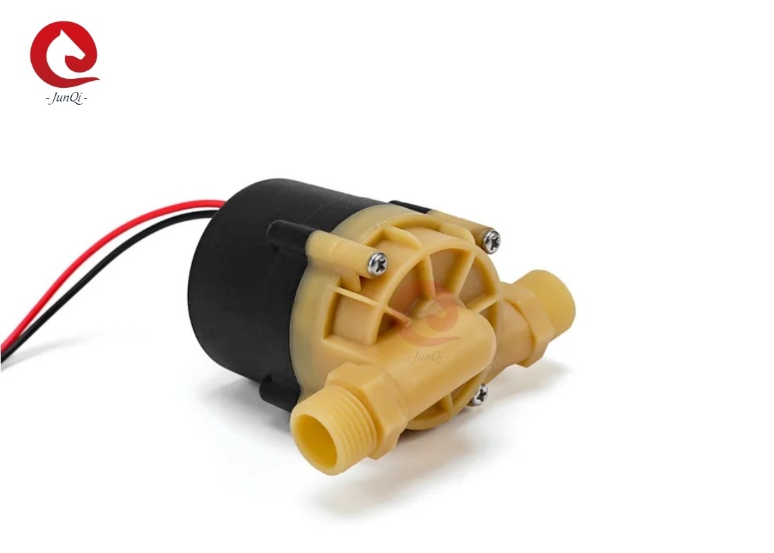 ปั๊มน้ํา 55W 24V 22L / นาที ปั๊มกระตุ้นขนาดเล็กไร้แปรง 1.5A 11m สําหรับเครื่องทําความเย็นและปั๊มแสง LED